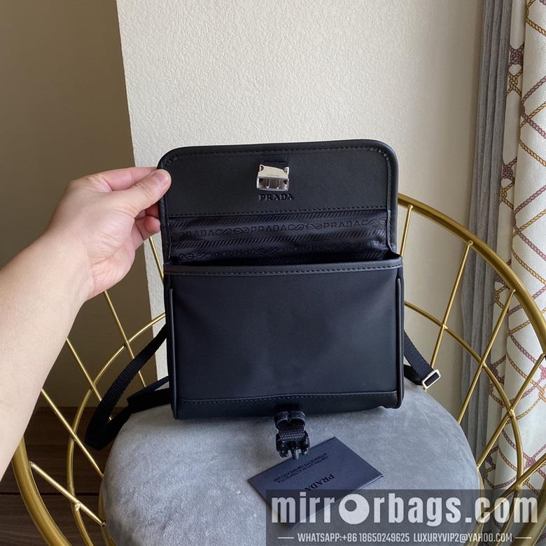 Replica Prada Bags 595-4 20X16X5cm WP
