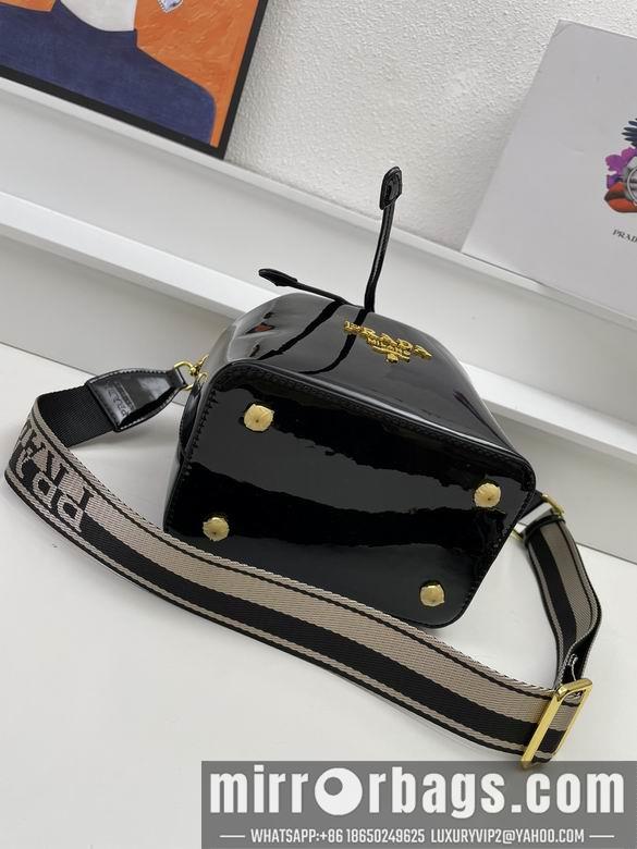 Replica Prada Bags 55133 18X22X12cm XM 4