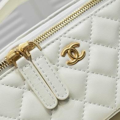 1:1 Replica Chanel Bags WO8104 17X8X9.5