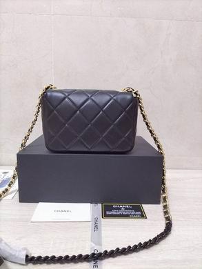 1:1 Replica Chanel Bags 81149 18X16X6cm WO