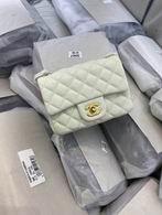 1:1 Replica Chanel Bags BT1786 17cm