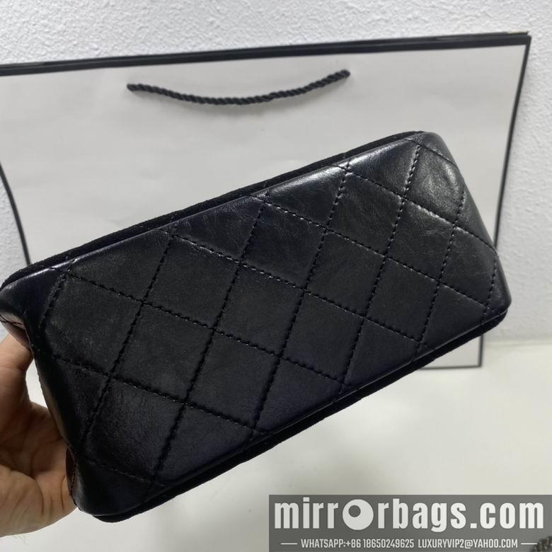 1:1 Replica Chanel Bags 8631 17X22X9.5cm WO 2colour
