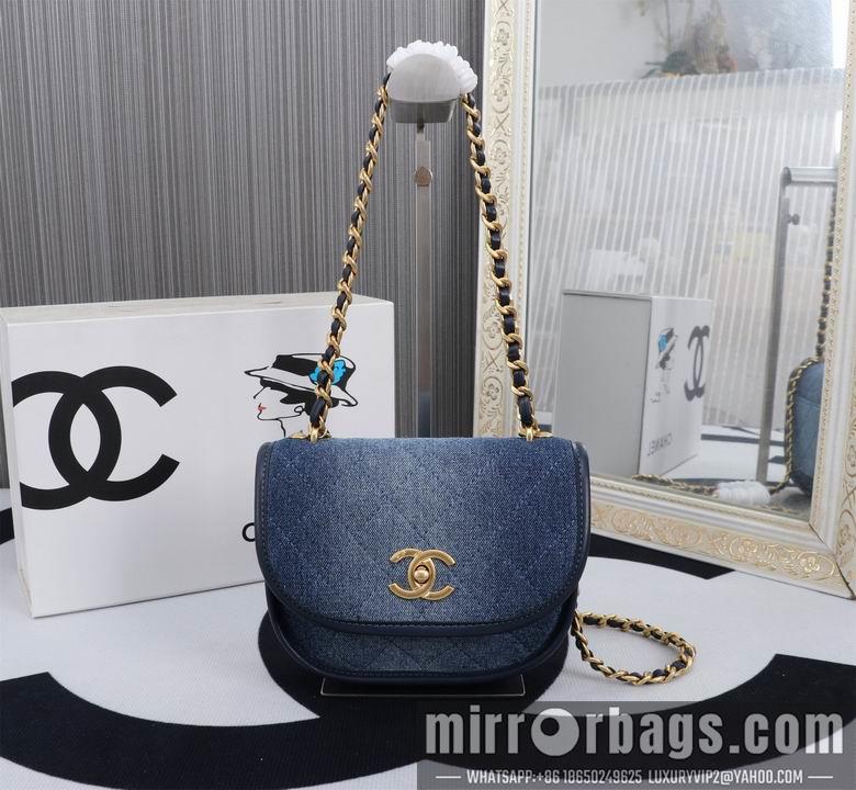 1:1 Replica Chanel Bags 8943 18X13X6.5cm XMY