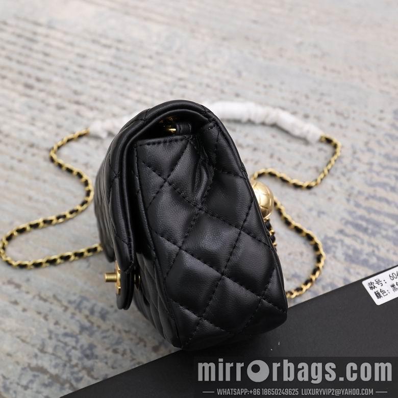 1:1 Replica Chanel Bags 6040 20X12X7cm 6039 18X13X7cm