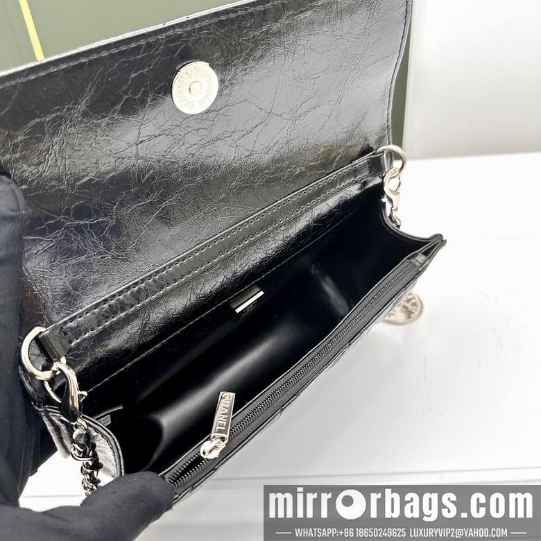1:1 Replica Chanel Bags 6806 21X12X7cm YG 4colour