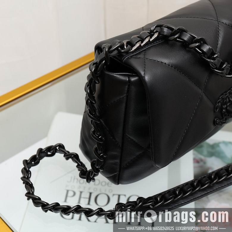 1:1 Replica Chanel Bags 6012 26X16X9cm YG 2colour
