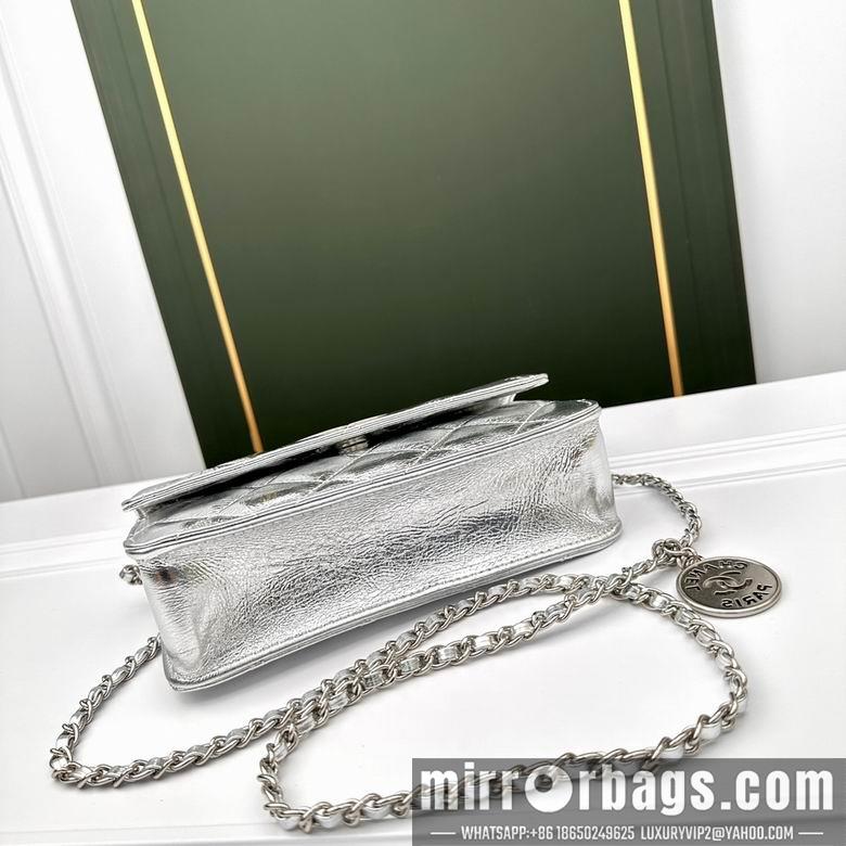 1:1 Replica Chanel Bags 6806 21X12X7cm YG 4colour