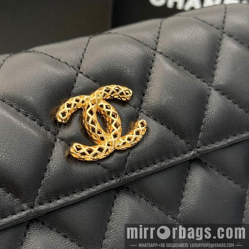 1:1 Replica Chanel Bags Chanel 8001 18x10.5x3.5cm zy1