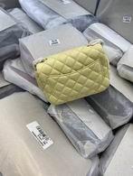 1:1 Replica Chanel Bags BT1786 17cm