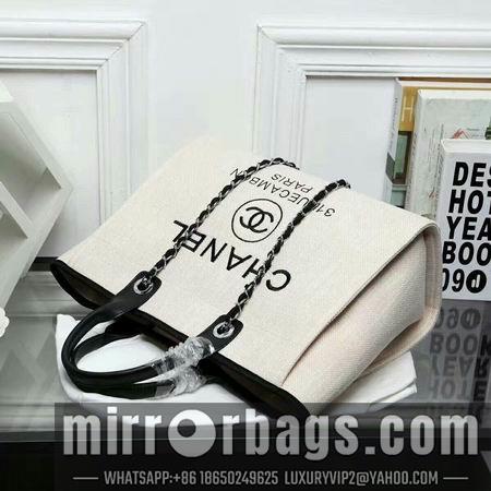 1:1 Replica Chanel Bags WX8049