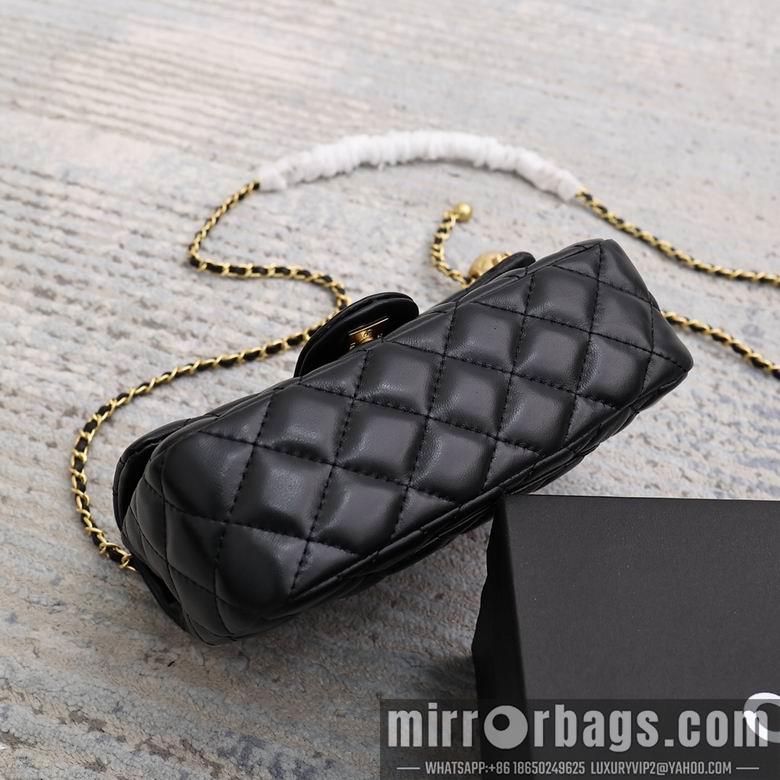 1:1 Replica Chanel Bags 6040 20X12X7cm 6039 18X13X7cm