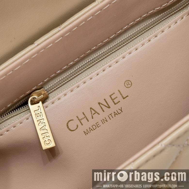 1:1 Replica Chanel Bags 6170 19X13X7cm WO 2
