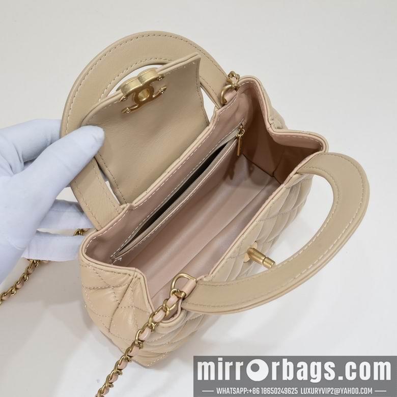 1:1 Replica Chanel Bags 6170 19X13X7cm WO 2