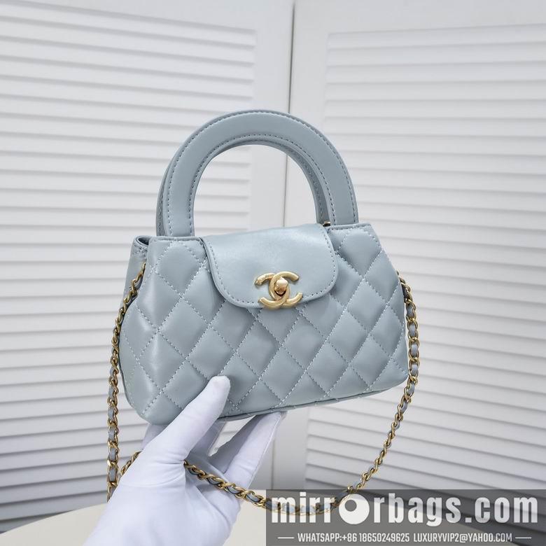 1:1 Replica Chanel Bags 6170 19X13X7cm WO 3