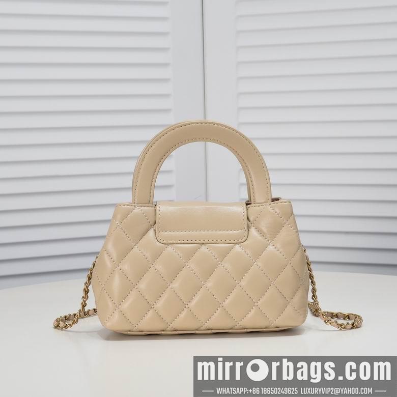 1:1 Replica Chanel Bags 6170 19X13X7cm WO 2