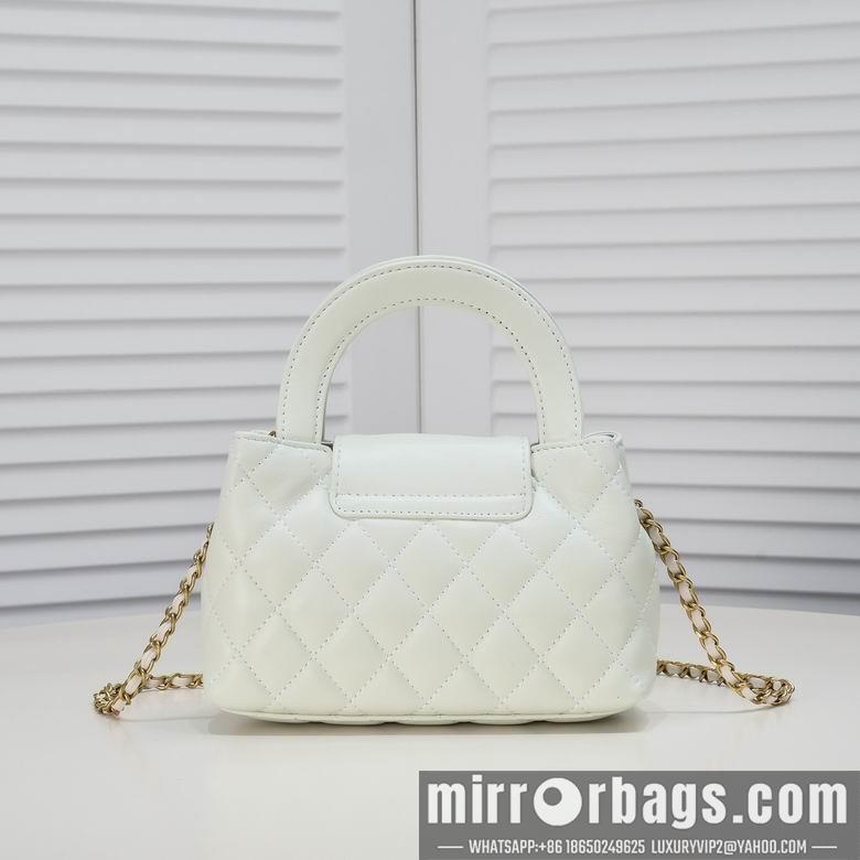 1:1 Replica Chanel Bags 6170 19X13X7cm WO 4
