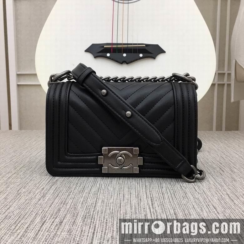 1:1 Replica Chanel Bags 67085 20X12X7.5cm XMY 21