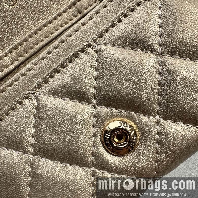 1:1 Replica Chanel Bags 8988 11.3X7.5X2.1cm XMY 9