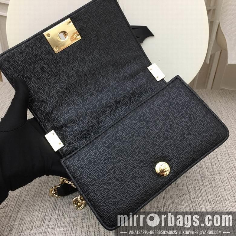 1:1 Replica Chanel Bags 67085 20X12X7.5cm XMY 4