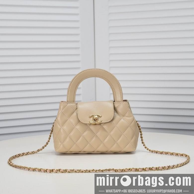 1:1 Replica Chanel Bags 6170 19X13X7cm WO 2