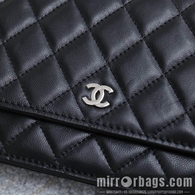 1:1 Replica Chanel Bags 33814 19cm YG 3