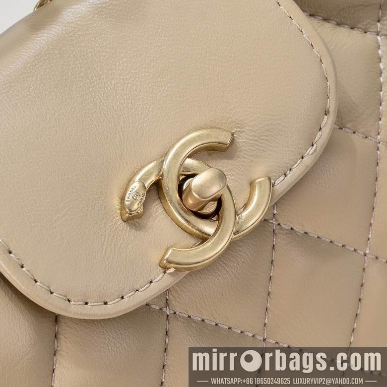 1:1 Replica Chanel Bags 6170 19X13X7cm WO 2