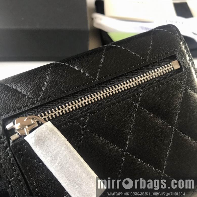 1:1 Replica Chanel Bags A82288 10.5X11.5X3cm YG 4