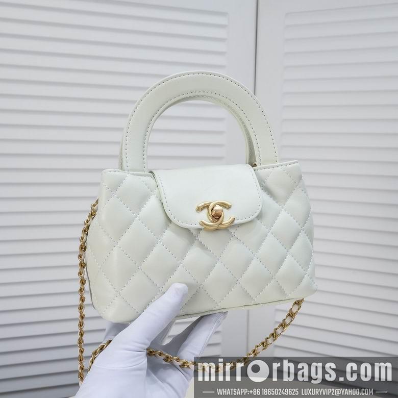 1:1 Replica Chanel Bags 6170 19X13X7cm WO 4