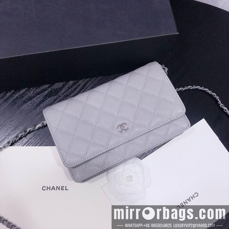 1:1 Replica Chanel Bags 33814 19X13X4cm XMY 17