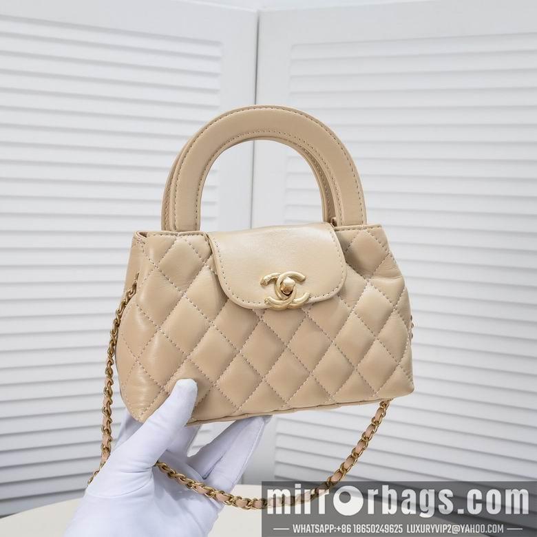 1:1 Replica Chanel Bags 6170 19X13X7cm WO 2