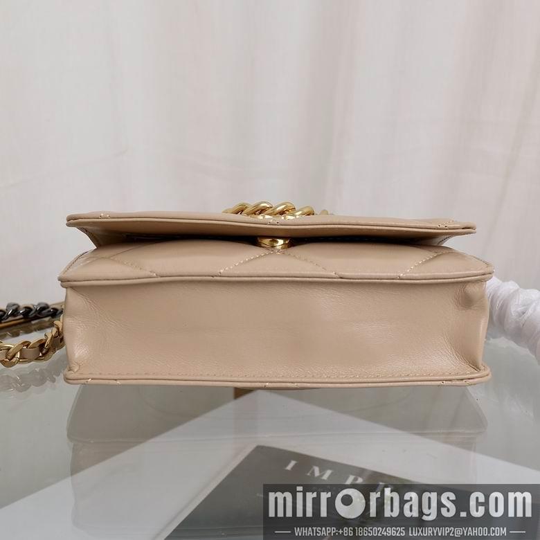 1:1 Replica Chanel Bags 33816 20x14x4.5cm YG 2