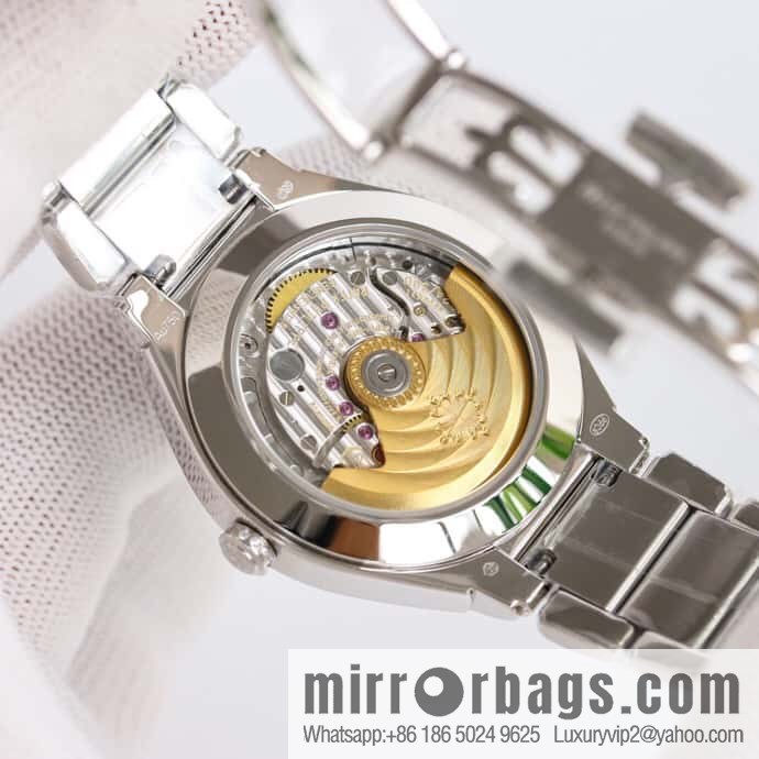 Patek Philippe TWENTY~ 4 Series 7300 324SC Self-winding Movement Watch