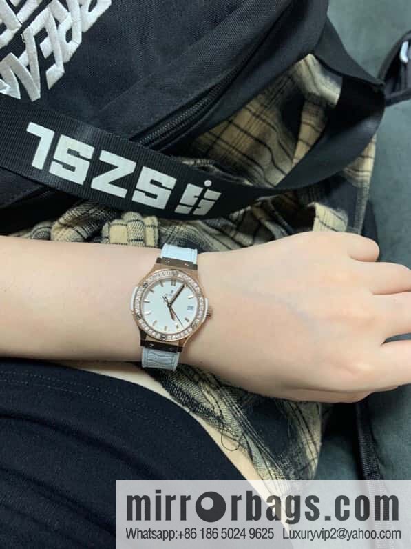 Hublot Classic Series, Hublot Women's 33mm Quartz High-End Watch
