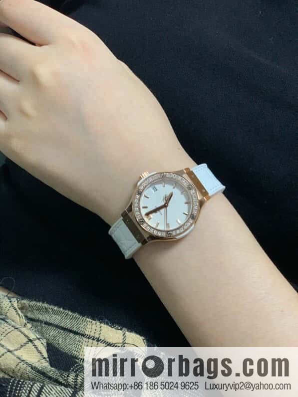 Hublot Classic Series, Hublot Women's 33mm Quartz High-End Watch