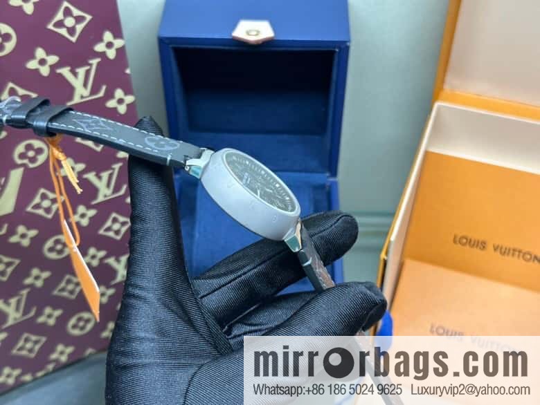 New product launch LVTambour watch with a diameter of 41.5mm