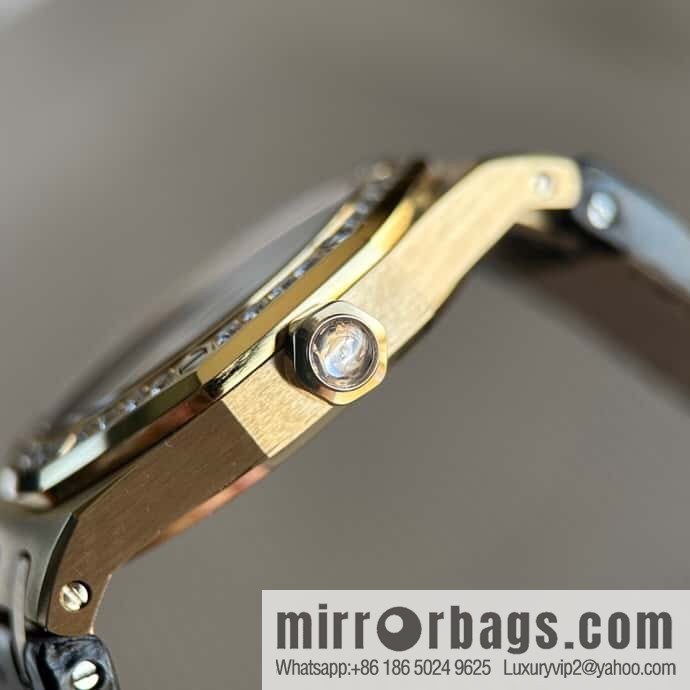 Alligator Leather RF Factory, Audemars Piguet Royal Oak Series Model 67601 Quartz Watch