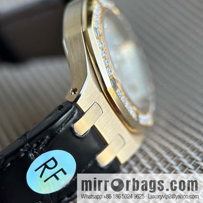 Alligator Leather RF Factory, Audemars Piguet Royal Oak Series Model 67601 Quartz Watch
