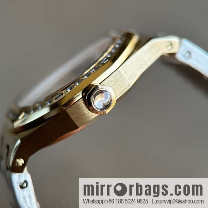 Alligator Leather RF Factory, Audemars Piguet Royal Oak Series Model 67601 Quartz Watch