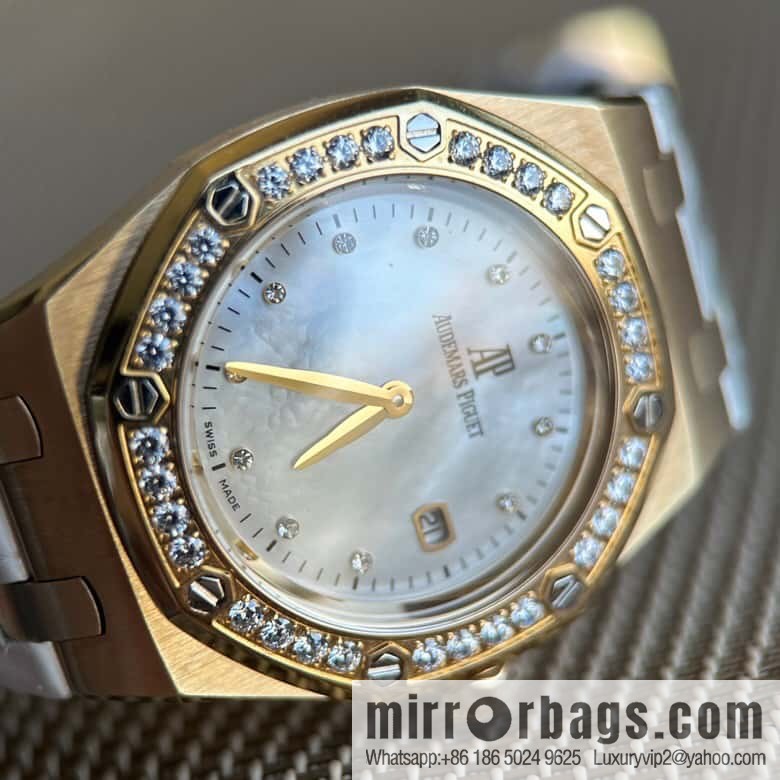 Alligator Leather RF Factory, Audemars Piguet Royal Oak Series Model 67601 Quartz Watch