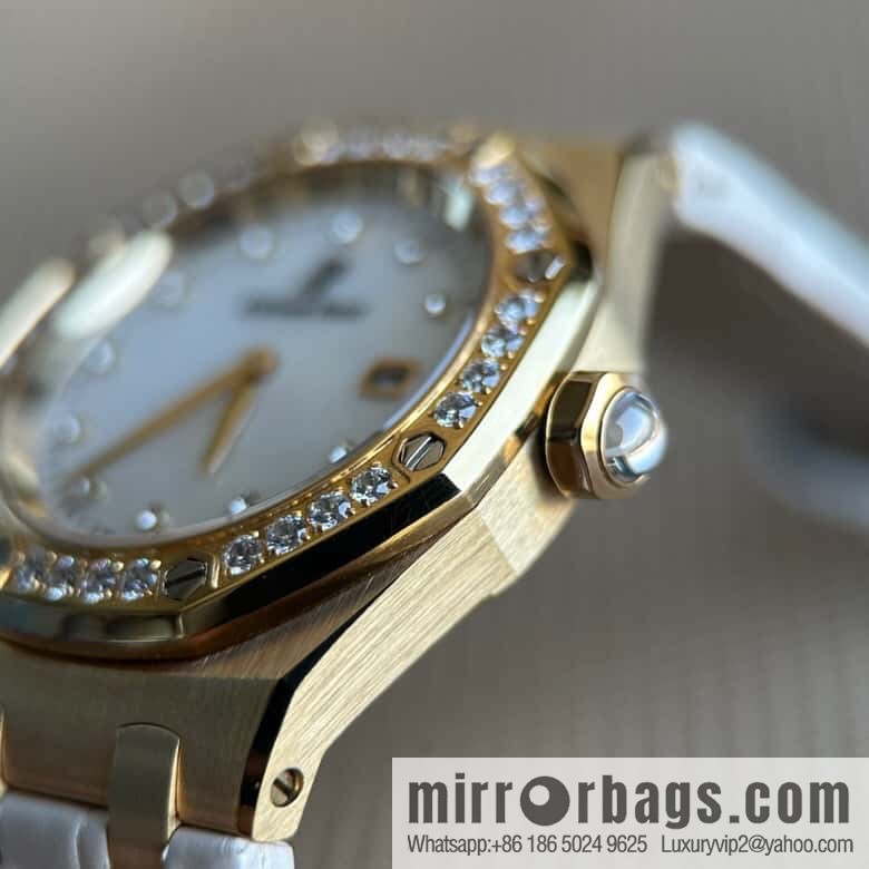Alligator Leather RF Factory, Audemars Piguet Royal Oak Series Model 67601 Quartz Watch