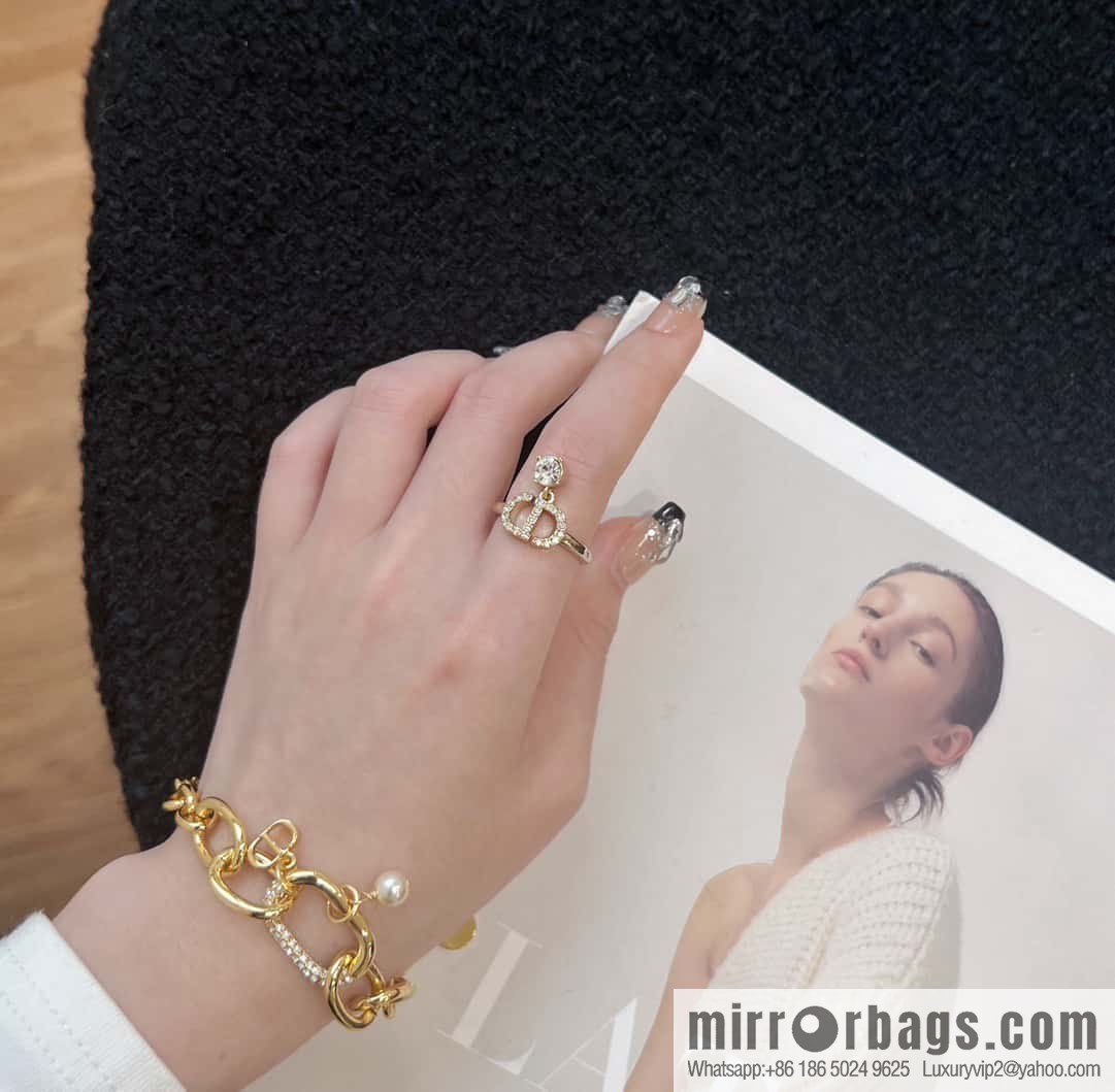 New ☑️ DIOR CD Ring