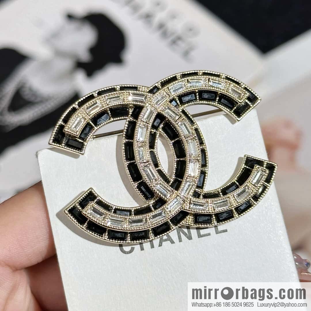 ❗️New ❗️ Chanel brooch ☀️ new ☑️ Chanel square diamond brooch ☀️