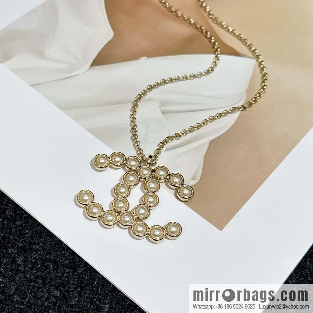 ❗️New ❗️ Chanel necklace ☀️ new ☑️ Chanel double c pearl necklace ☀️
