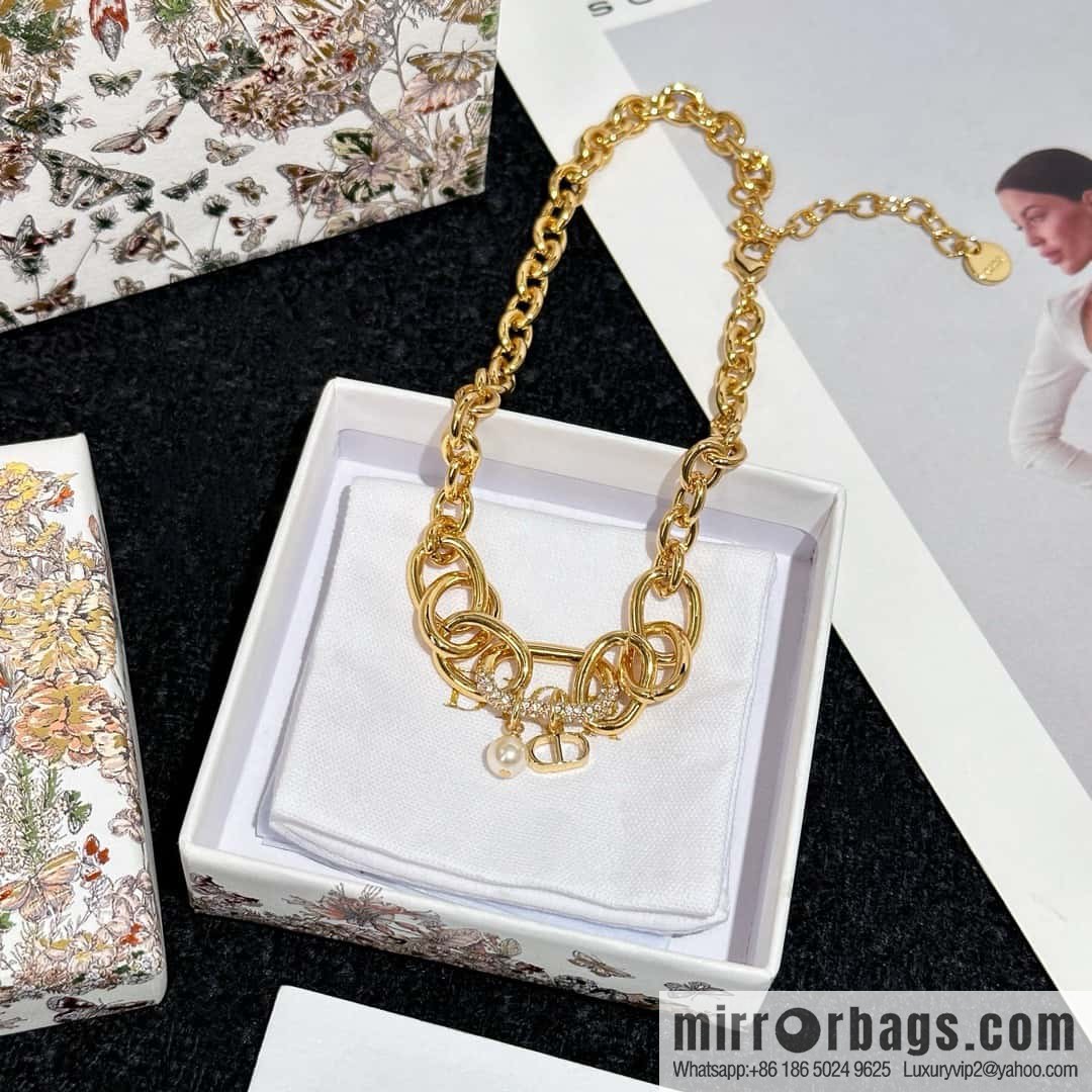 New ☑️ DIOR CD Pearl Chain Necklace