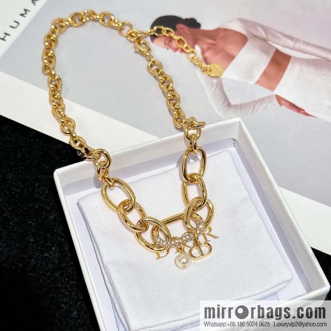 New ☑️ DIOR CD Pearl Chain Necklace