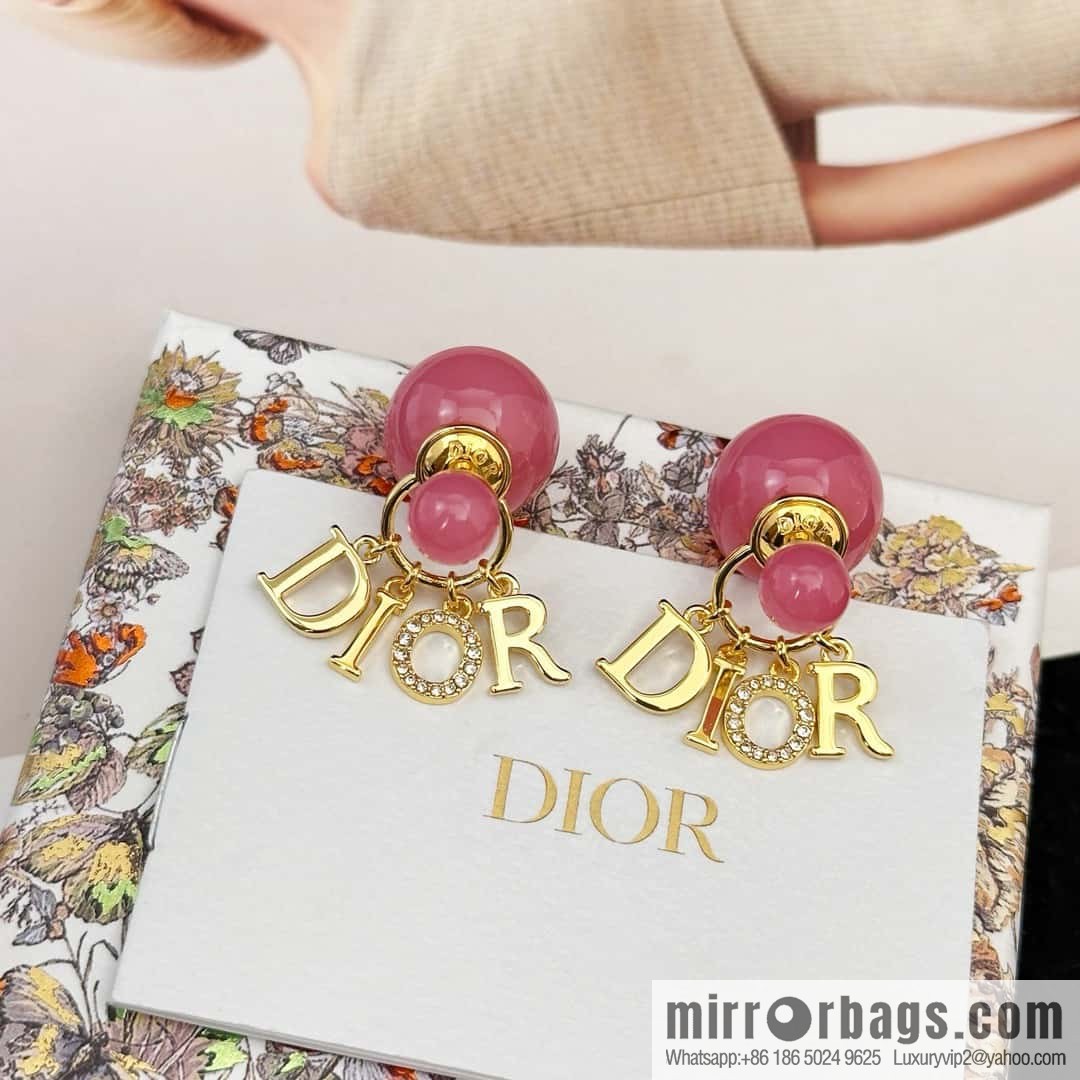New ☑️ DIOR Dior tassel size pearl stud earrings