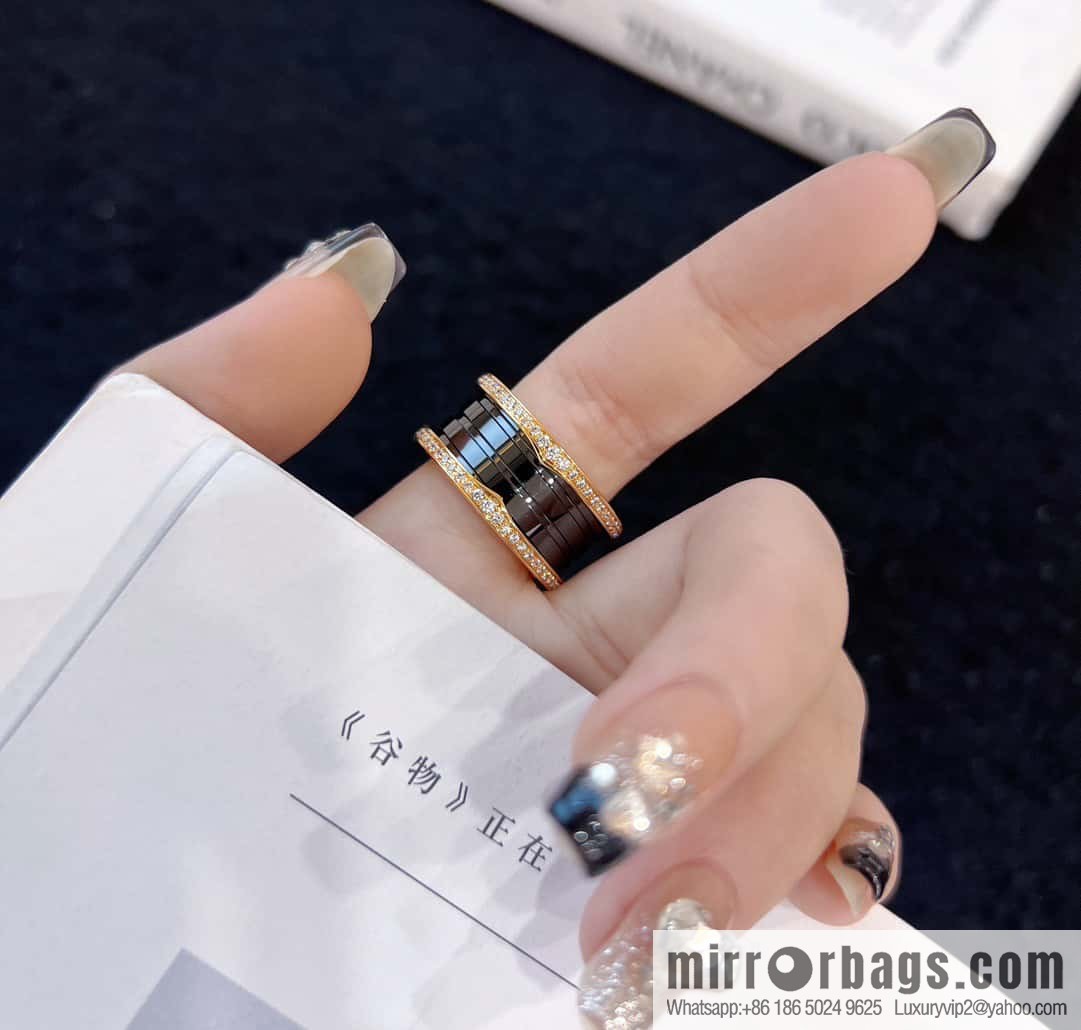 ❗Classic explosion ❗ with diamond ☀ BVLGARI with diamond black and white ceramic ring ☀
