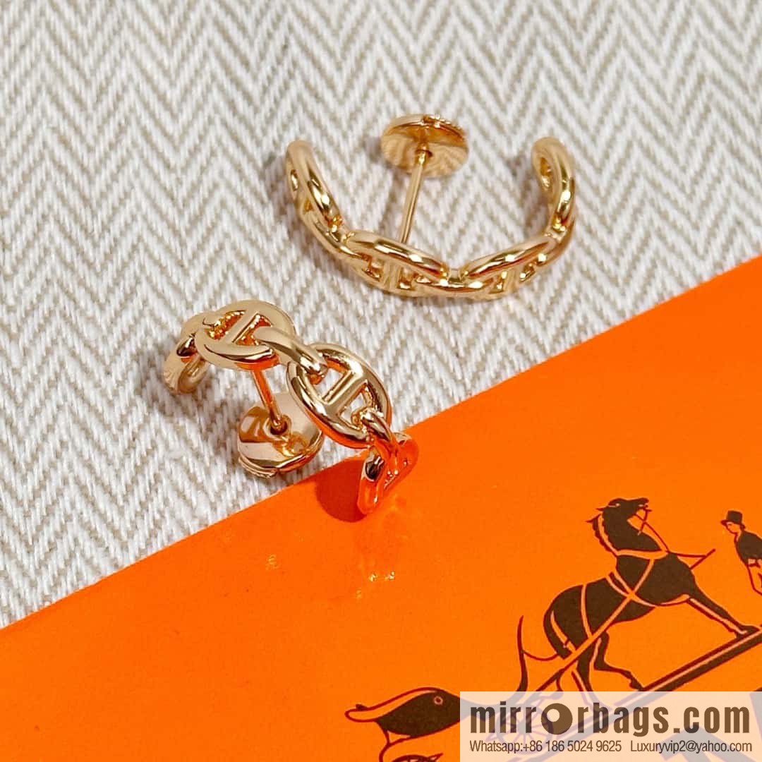 ❗️New ❗️ New ☑️ Hermès HERMES smooth pig nose stud earrings