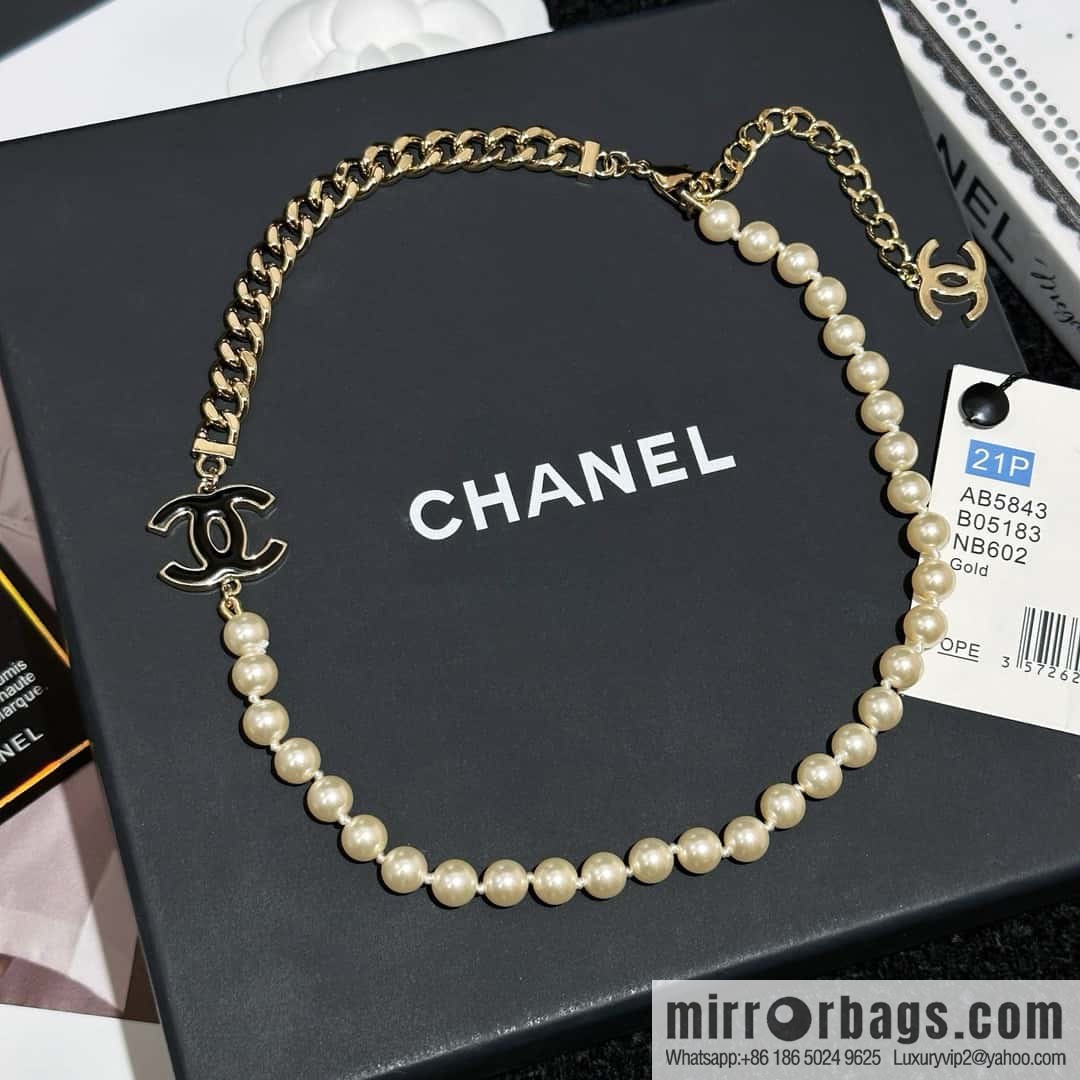 ❗️New ❗️ Chanel necklace ☀️ new ☑️ Chanel double c pearl necklace ☀️