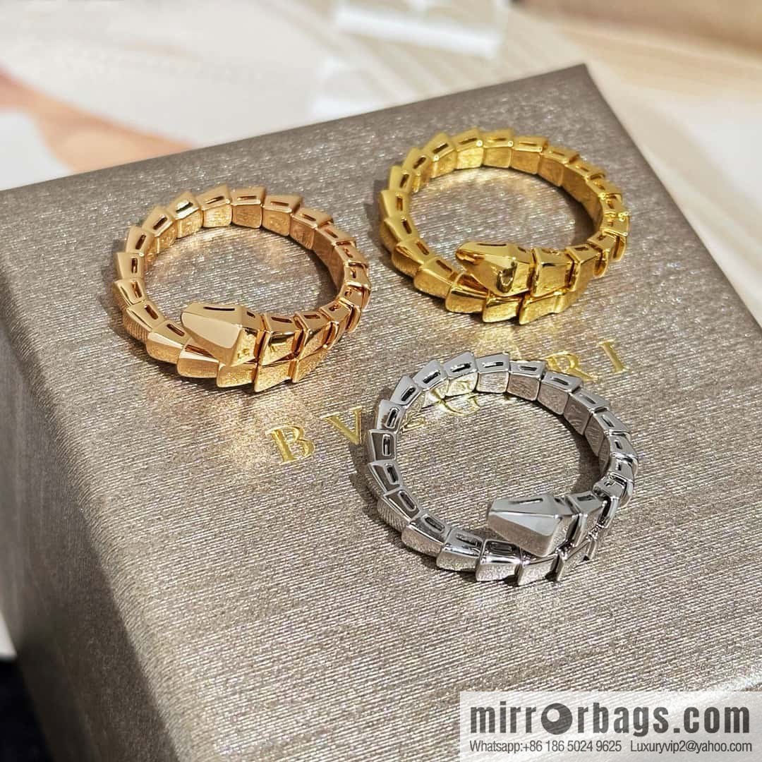 ❗️ New ❗️ ☀ Seiko version A ☀ BVLGARI glossy snake bone ring ☀